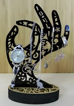 استند زیورآلات طرح دست مدل TH_49689