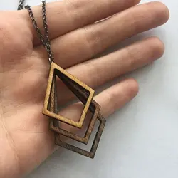 گردنبند طرح لوزی