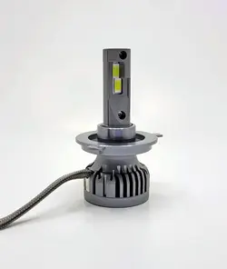 لامپ هدلایت M8 پایه H4 خودروپژو ۴۰۵ GLX