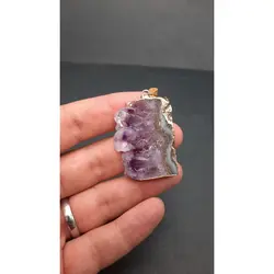 آویز سنگ اسلایس راف آمیتیست | تهران استون گالری تنهای مرکز فروش سنگهای زینتی