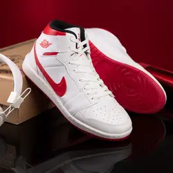 کفش مردانه سفید قرمز سفید آبی Nike Air Jordan