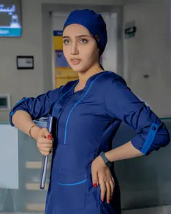 اسکراب پزشکی زنانه مدل Sun93 – رنگ آبی نفتی