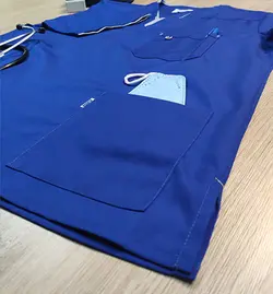 اسکراب مردانه یقه هفت و شلوار آبی کاربنی