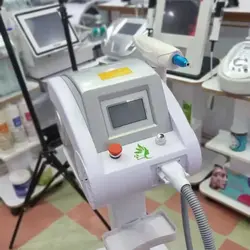 لیزر کیوسوئیچ پاک کننده تاتو مدل J-200