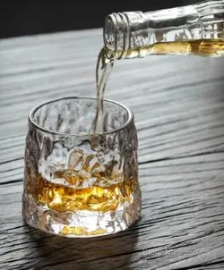 لیوان کریستال لاکچری اسکاج