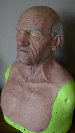 ماسک سیلیکونی هلیوودی بازیگری پیرمرد