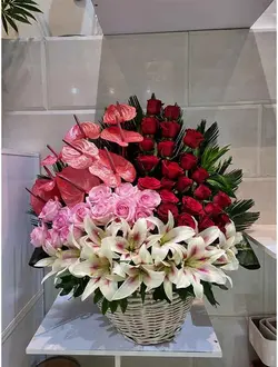 سبد گل افتتاحیه و مناسبتی 17