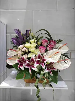 سبد گل افتتاحیه و مناسبتی 8