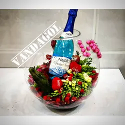 باکس گل باشکلات و عروسک 22