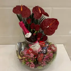 باکس گل باشکلات و عروسک 20