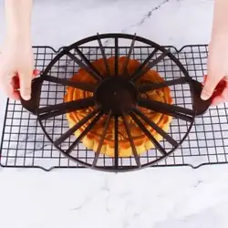 مقسم کیک 10 و 12 عددی