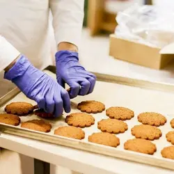 کاغذ نسوز شیرینی پزی