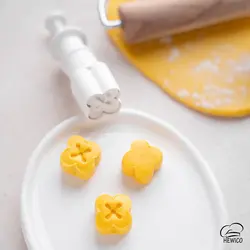 قالب شیرینی نخودچی چهار پر