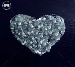 اپلیکه لباس طرح قلب درخشان - خرید ارزان اپلیکه و خرجکار لباس - فروشگاه وایو