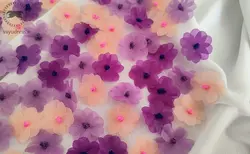 پک شکوفه های ریز رنگی مخصوص تزیین لباس های رویایی - وایو