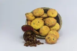 شیرینی کشمشی 400 گرمی ویونا