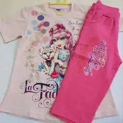 تیشرت شلوارک دختر گیتار زن