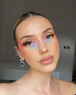 سایه گیلیتری😌