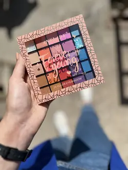 سایه گیلیتری😌