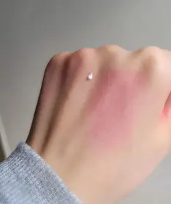 رژگونه جادویی باربی 💜