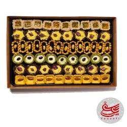 شیرینی تارت آجیلی بزرگ