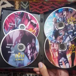 پکیج فیزیکی انیمه سریالی اتک آن تایتان اورجینال ژاپنی + دوبله فارسی Attack on Titan