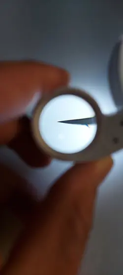 ذره بین چراغدار مدل  MG210