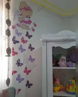 عروسک و پروانه ها