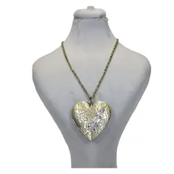 گردنبند زنانه بلوط نارنجی مدل قاب عکس طرح گیتار