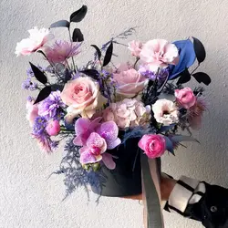 باکس گل مدل آپ کوارک (تی وان بی ایت)