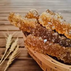 نبات قهوه‌ای