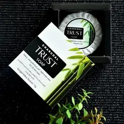 صابون زغال بامبو و نارگیل تراست Trust Bamboo charcoal and coconut soap