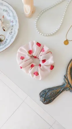 کش توت‌ فرنگی