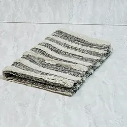 گلیم وارداتی نخی کرمی (۶۰×۹۰)