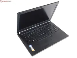 ACER TravelMate P449