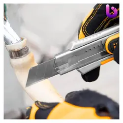 کاتر پلاستیکی 6 تیغ اینکو Ingco HKNS1808 18mm