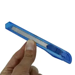 کاتر پلاستیکی کوچک بسته ۱۲ عددی