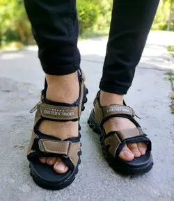 حراج این هفته دمپایی صندل پشت بسته چسبی مردانه با کیفیت صد در صد طبی خاکی 3429