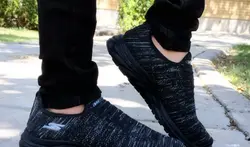 کفش اسپرت مردانه فوق العاده شیک و راحت مخصوص پیاده روی مدل اسچیکرز رنگ مشکی طوسی