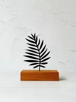 مجسمه برگ شامادورا