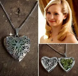 گردنبند شاهپسند کرولاین