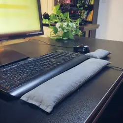 بالش نگهدارنده ساعد