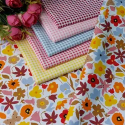 پارچه نخ پنبه گلدار زمینه سفید (B17)