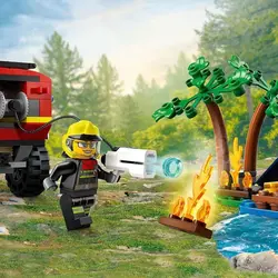 لگو سری سیتی مدل کامیون آتش نشانی 4x4 با قایق نجات 60412 - LEGO City 4x4 Fire Truck with Rescue Boat 60412