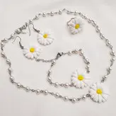 ست کامل گل بابونه استیل رنگ ثابت قابل تنظیم سایز گوشواره گردنبند دستبند بدلیجات زیورالات اکسسوری هنری دستساز صنایع دستی