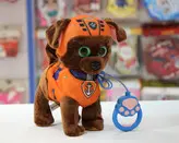 عروسک سگ نگهبان حرکتی و قلاده دار ( زوما)