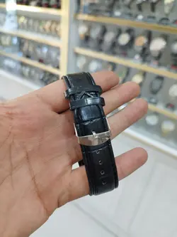 ساعت رومانسون ست زنانه و مردانه تقویم دار رنگ ثابت بندچرم سگکی ضدآب درحد دست شستن طرح 3موتور ارسال رایگان با جعبه رایگان