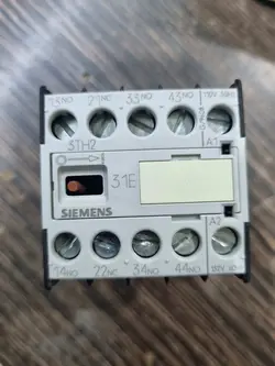 کنتاکتور فرمان زیمنس بوبین 110V/AC مدل 3TH2031_0AF0