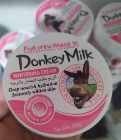 کرم سفید کننده فوری شیر آلاغ کلاژن ساز ویتامینه