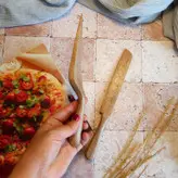 کارد و کاردک کیک و پیتزا چوبی دستساز بارلی مدل نلین 25 سانتی چوب گردو کد bar0281